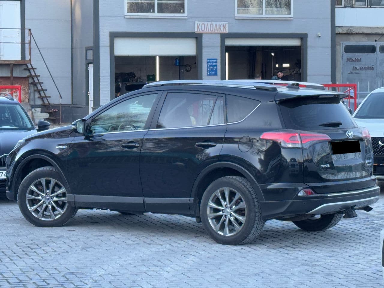 Toyota Rav-4 2018 — Миниатюра 2