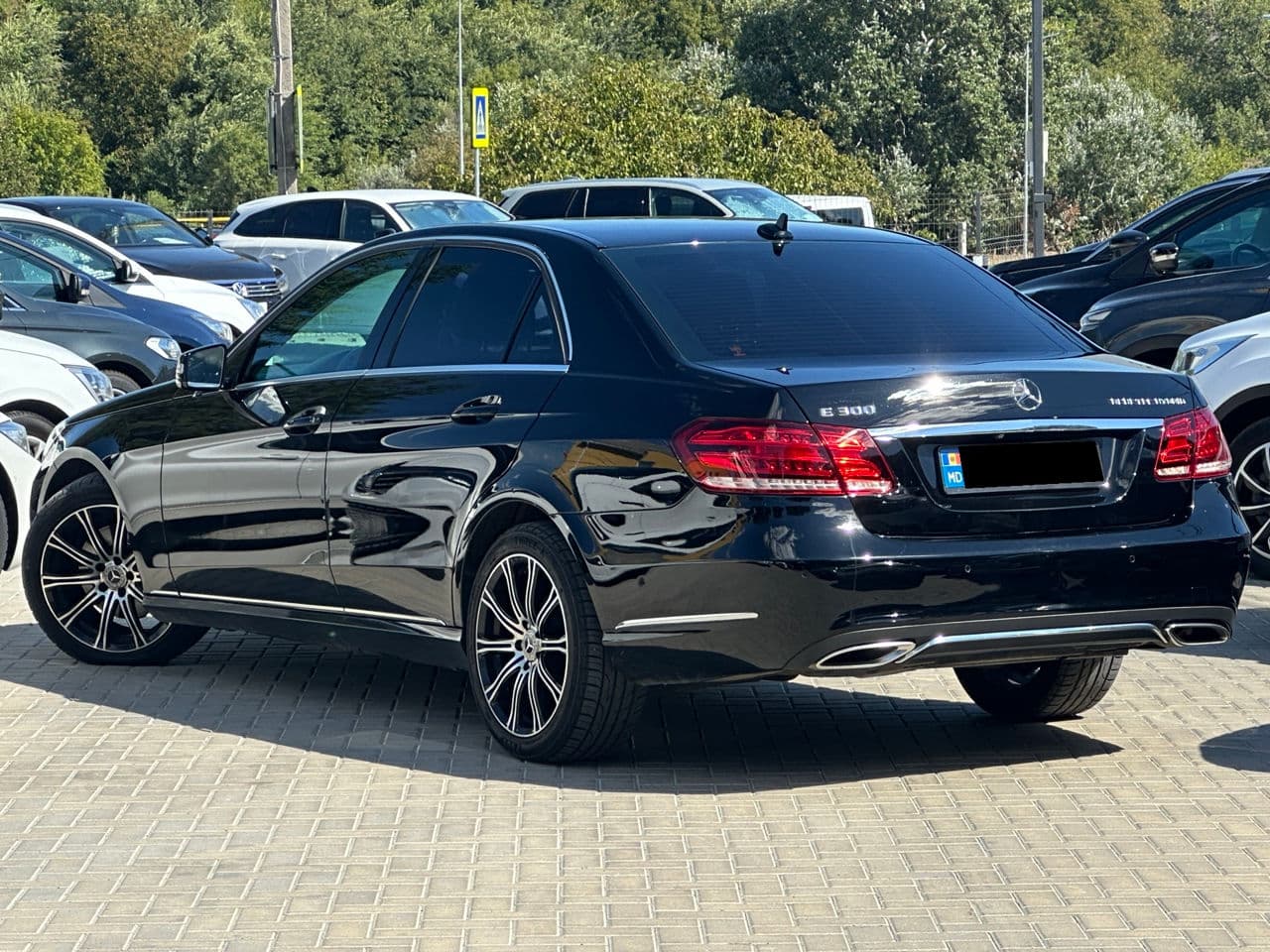 Mercedes E 300h 2015 — Миниатюра 4