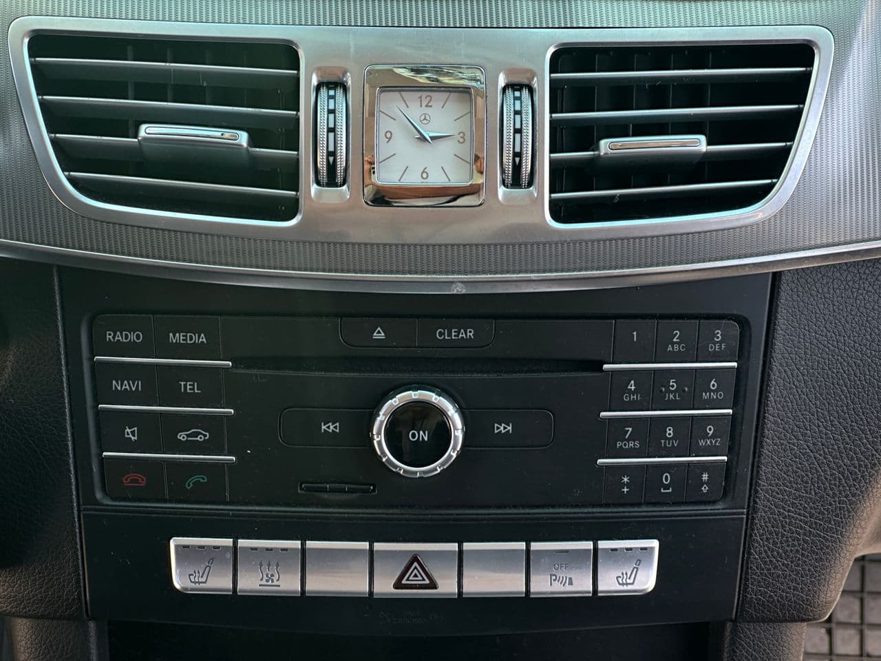 Mercedes E 300h 2015 — Миниатюра 11