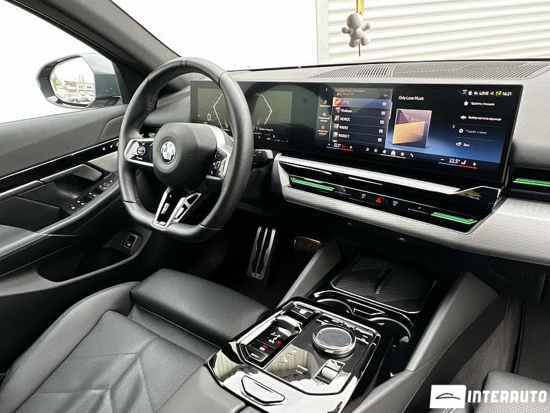 2023 BMW 520 — Miniatură 6