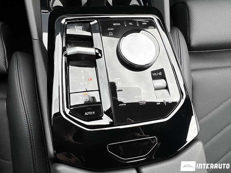 2023 BMW 520 — Miniatură 11