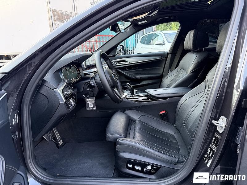 2017 BMW 540 — Miniatură 5