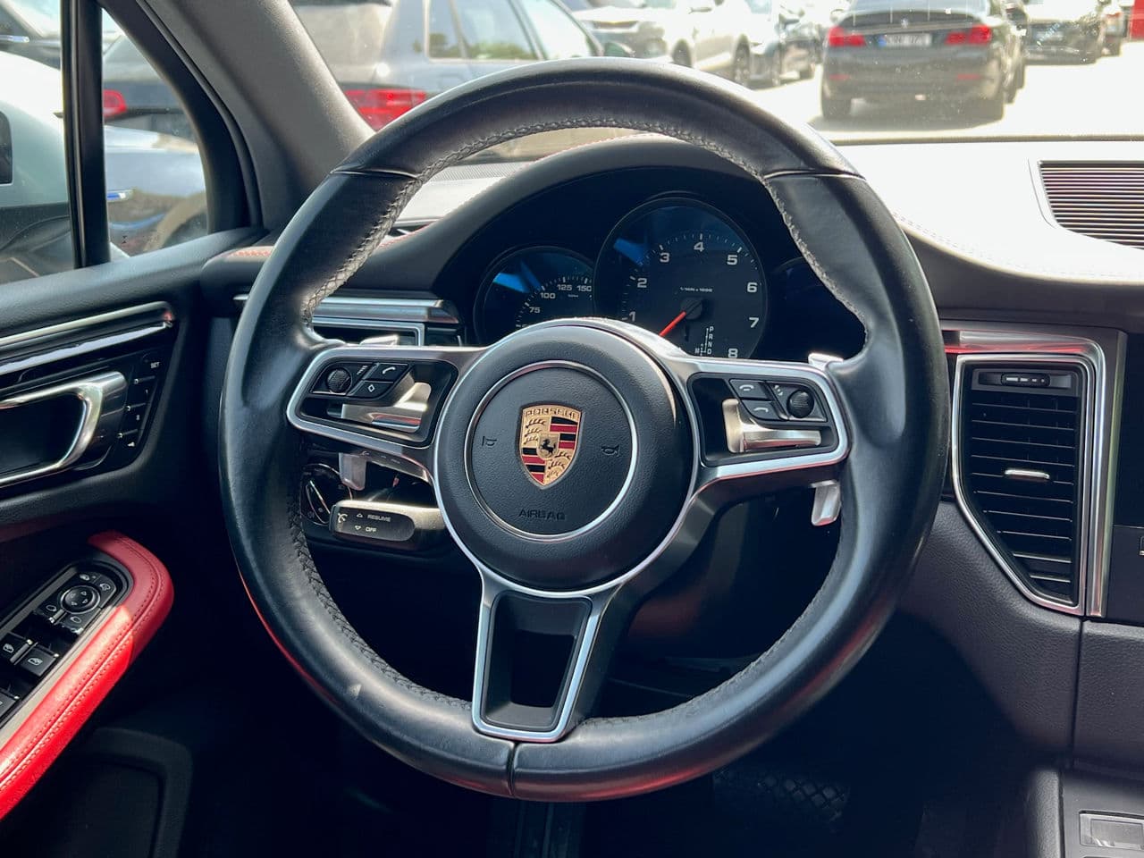 Porsche Macan 2016 — Миниатюра 9