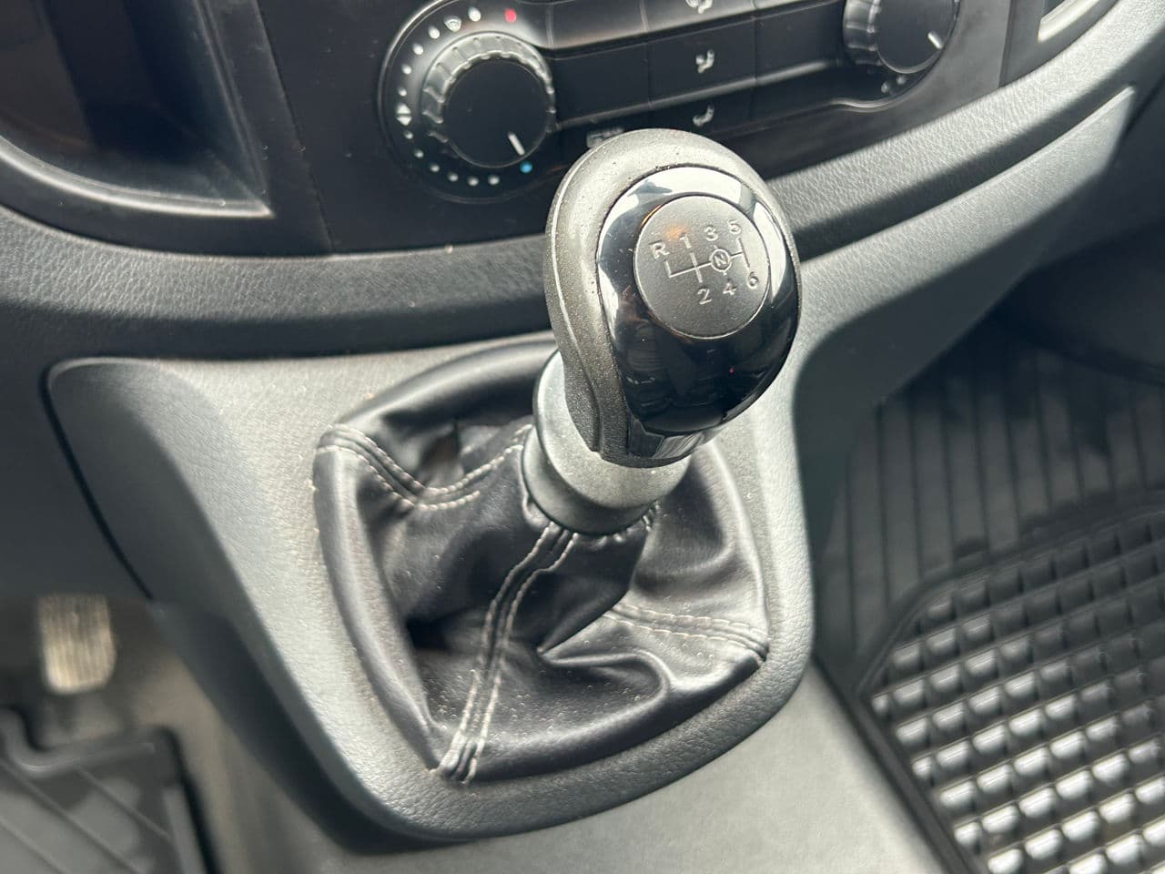 Mercedes Vito 2018 — Миниатюра 12