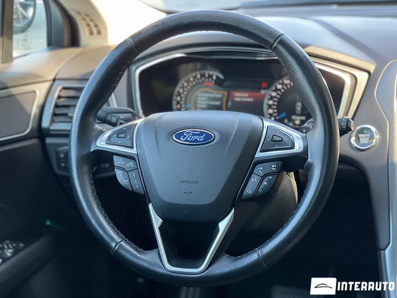 Ford Mondeo 2015 — Миниатюра 10