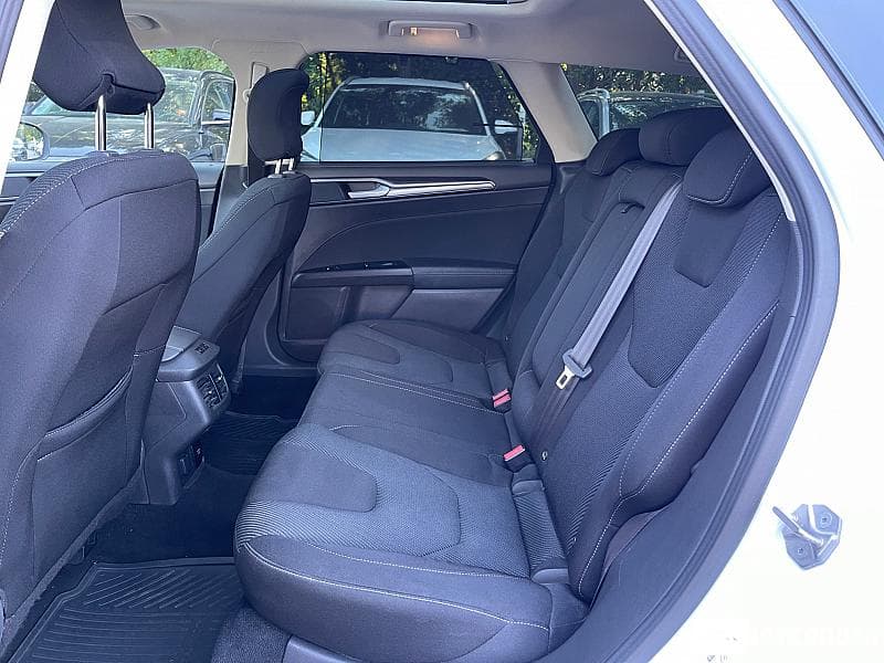 Ford Mondeo 2015 — Миниатюра 13