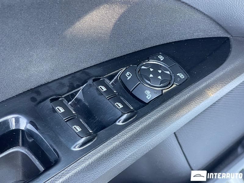 Ford Mondeo 2015 — Миниатюра 7