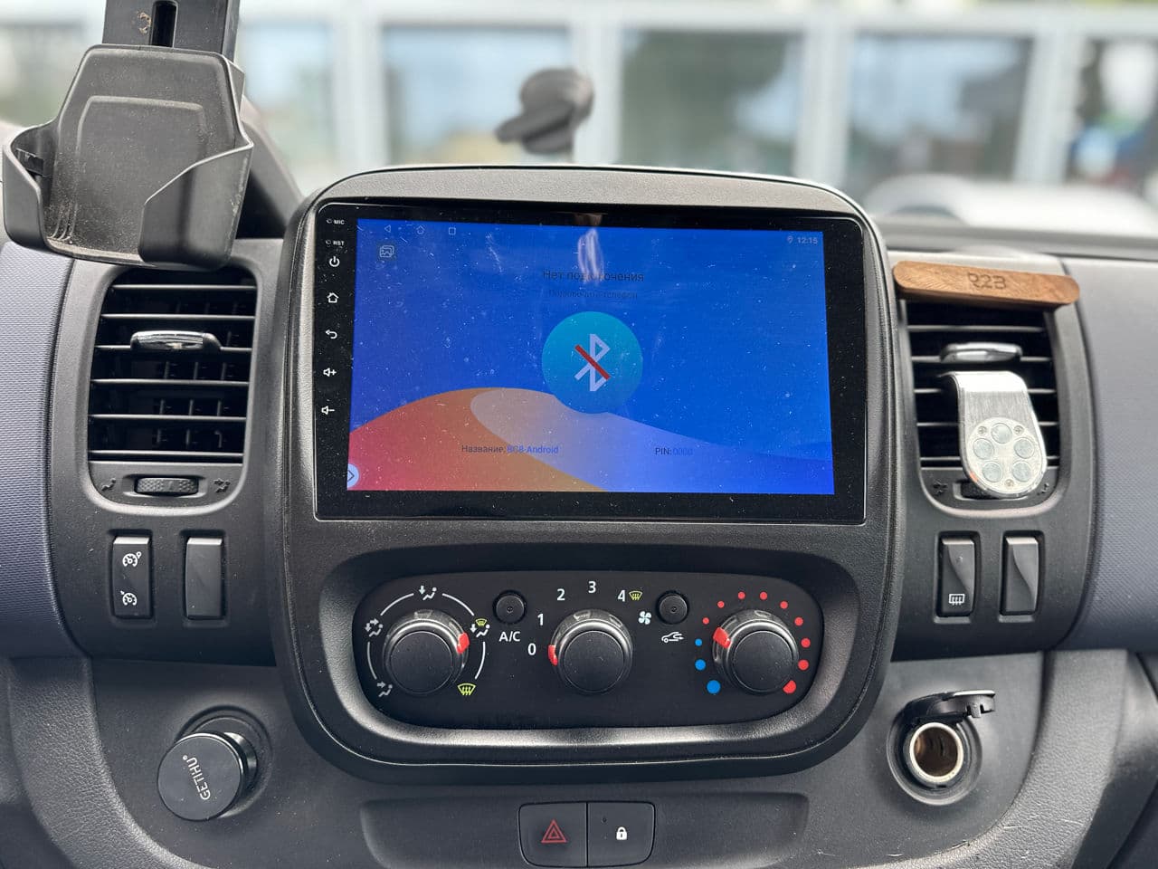 Opel Vivaro 2018 — Миниатюра 11