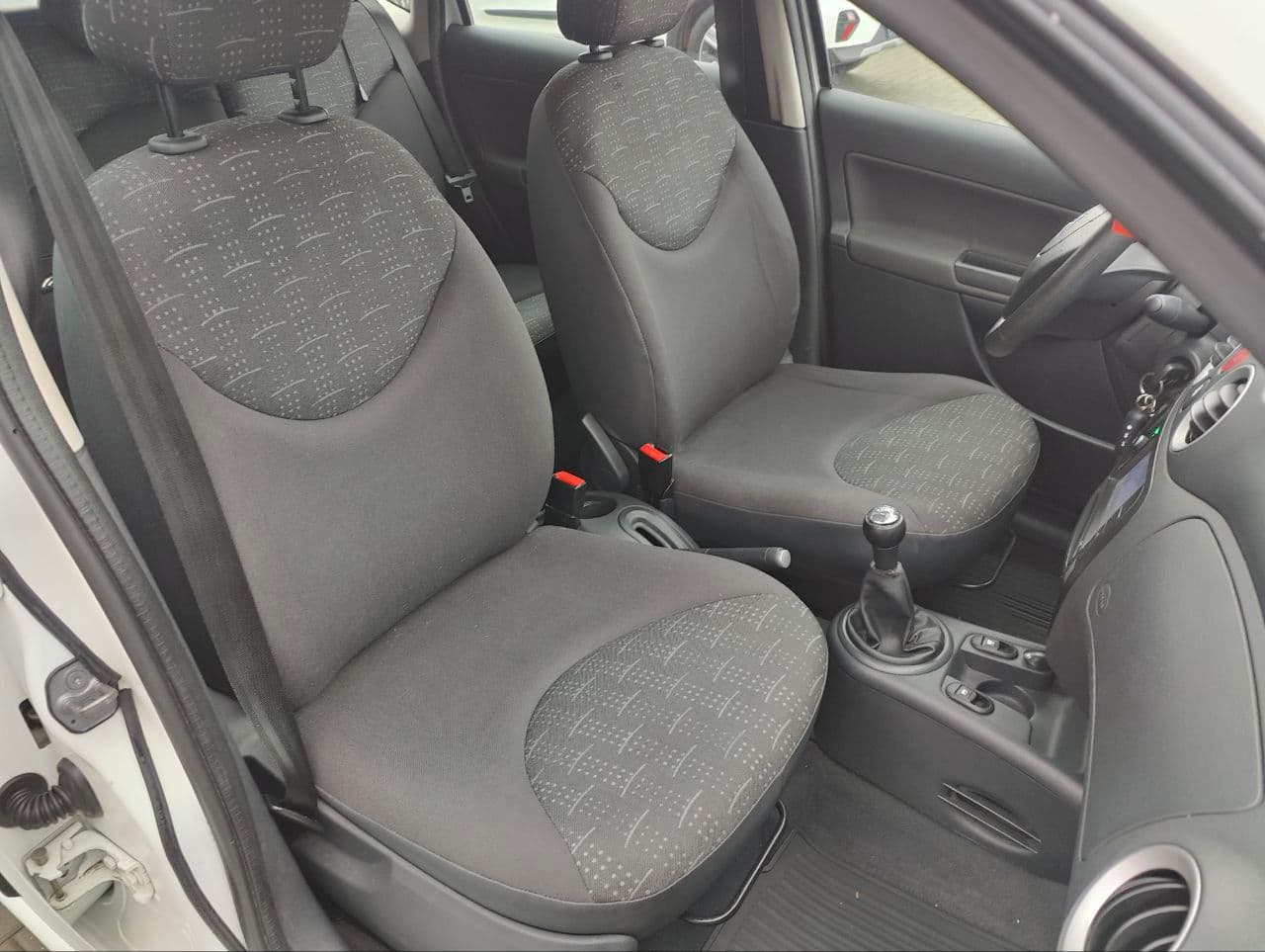 Citroen C3 2008 — Миниатюра 7