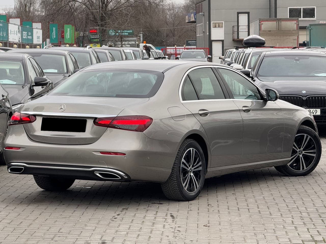 Mercedes E 200 2023 — Миниатюра 2