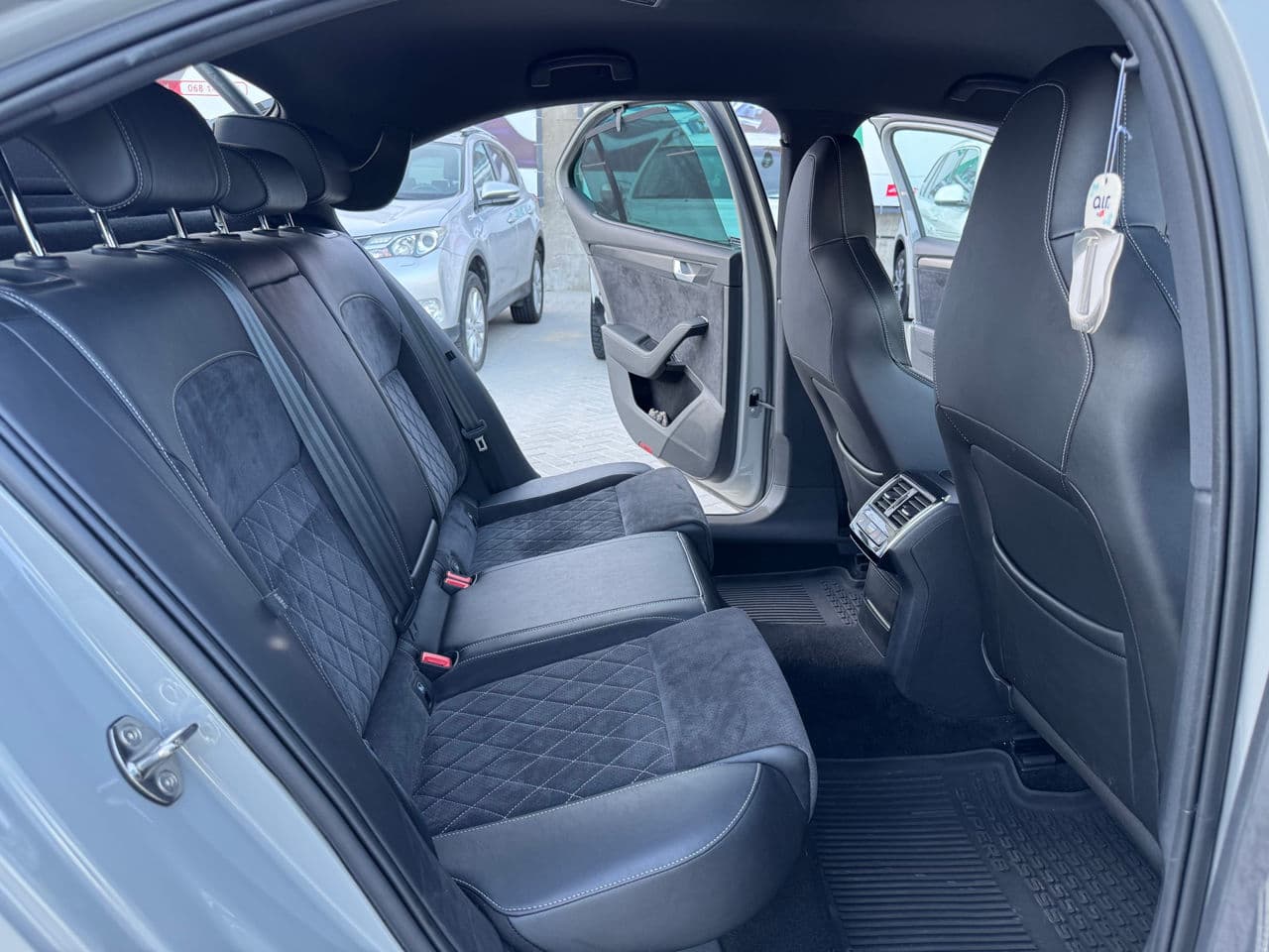 Skoda Superb 2020 — Миниатюра 14