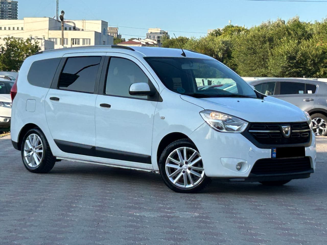 Dacia Lodgy 2020 — Миниатюра 4
