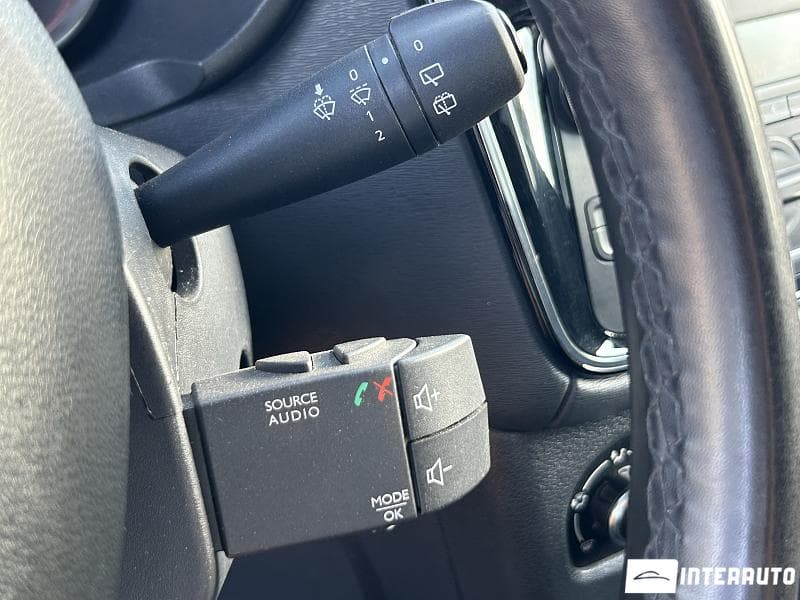 Dacia Lodgy 2020 — Миниатюра 11