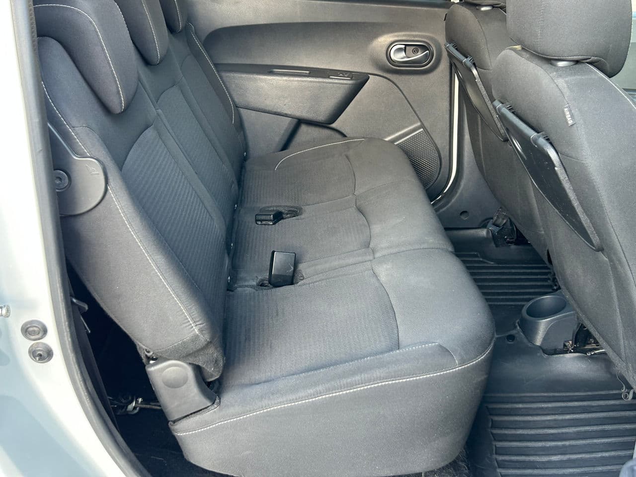 Dacia Lodgy 2020 — Миниатюра 18