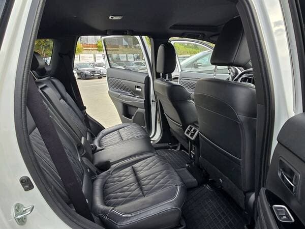 Mitsubishi Outlander 2020 — Миниатюра 17