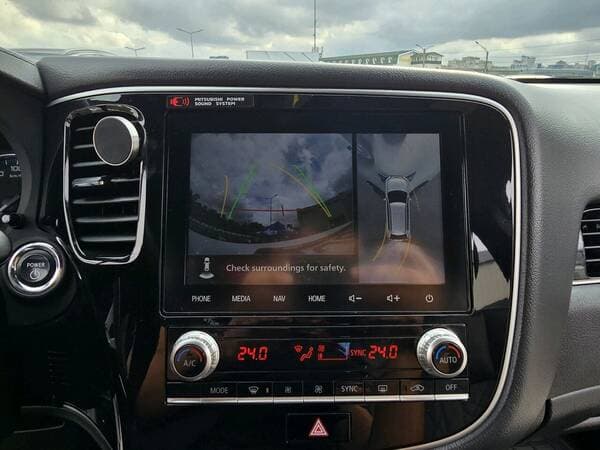 Mitsubishi Outlander 2020 — Миниатюра 12