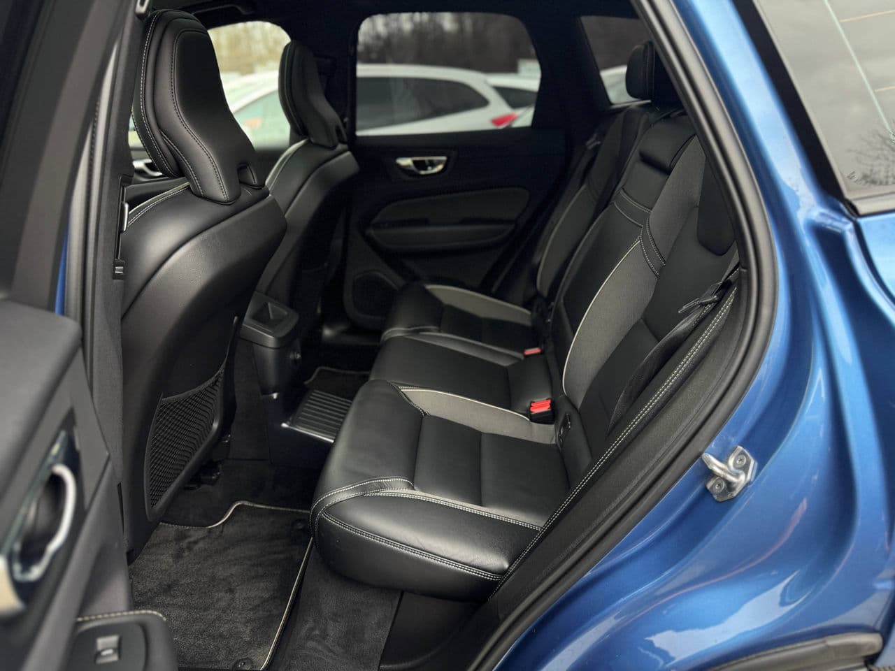 Volvo XC 60 2019 — Миниатюра 13