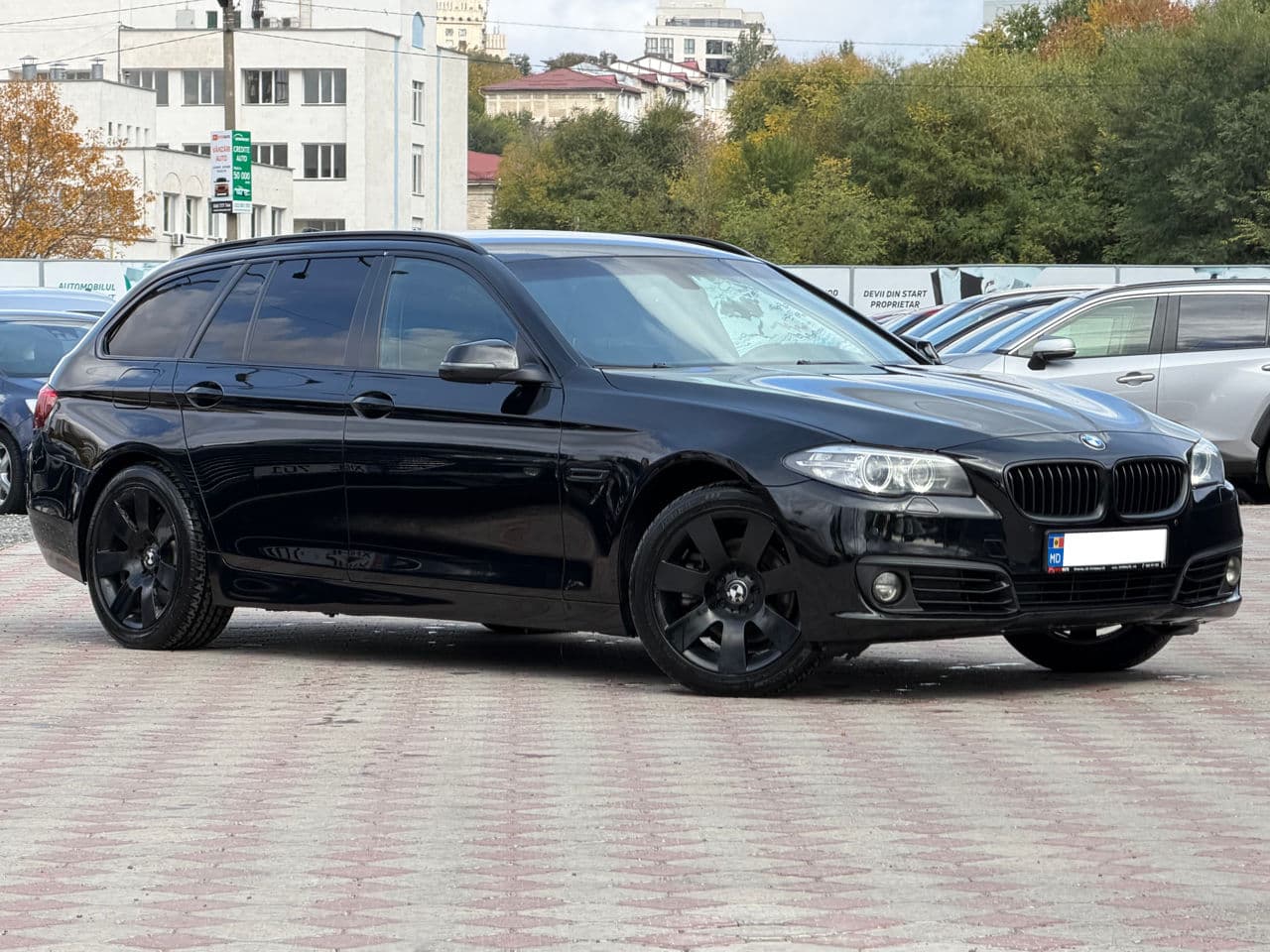 BMW 520 2016 — Миниатюра 2