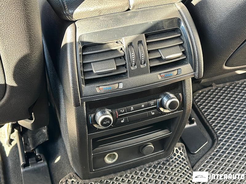 BMW X5 4.0D 2015 — Миниатюра 14