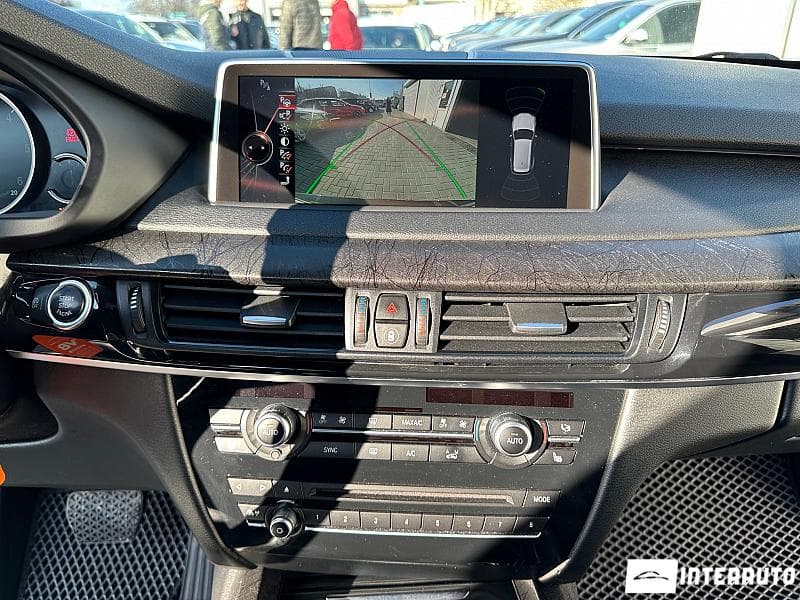 BMW X5 4.0D 2015 — Миниатюра 10