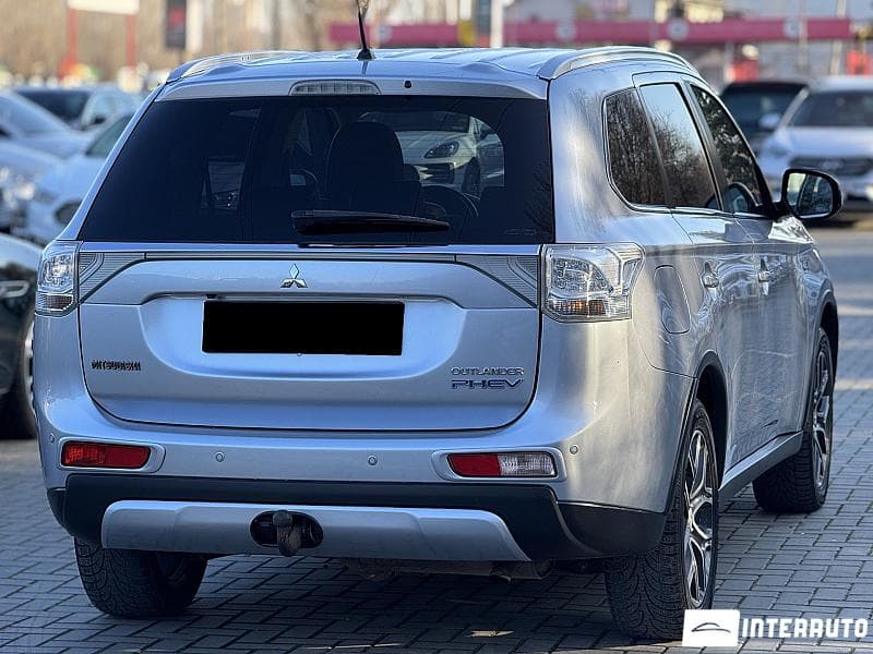 2015 Mitsubishi Outlander — Miniatură 4