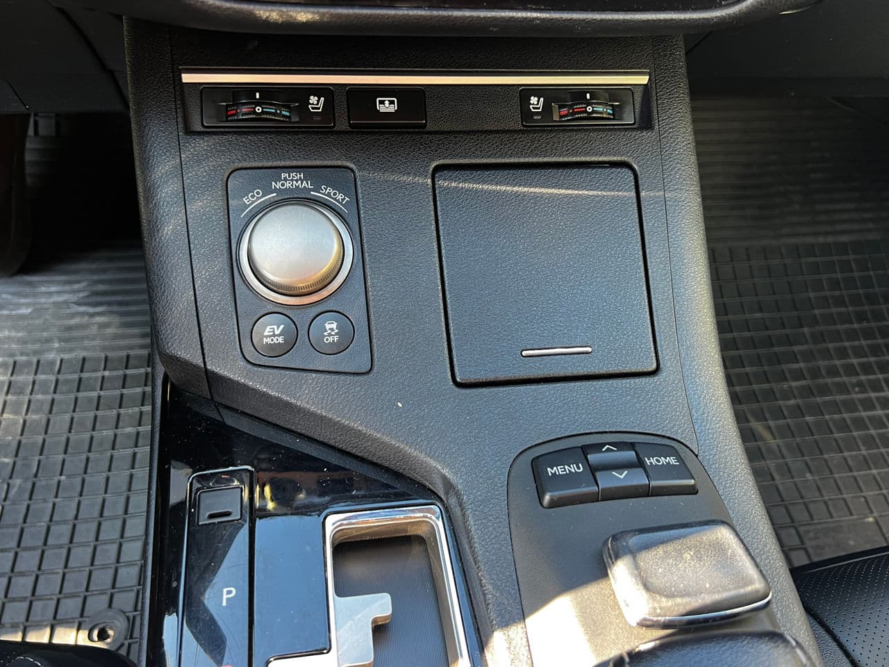 Lexus ES 300h 2015 — Миниатюра 11