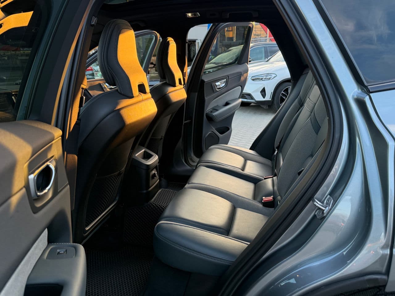 Volvo XC 60 2019 — Миниатюра 22