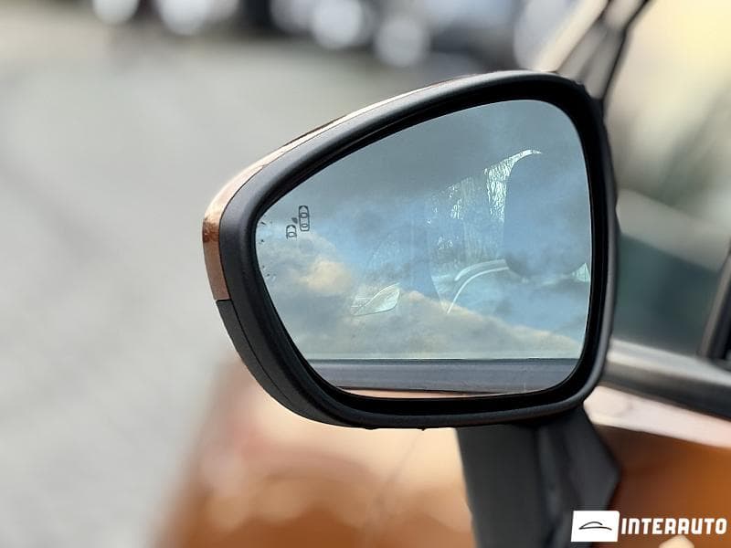 Opel Crossland X 2018 — Миниатюра 6