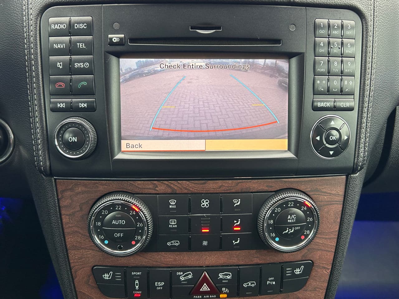 Mercedes GL 350 2010 — Миниатюра 16