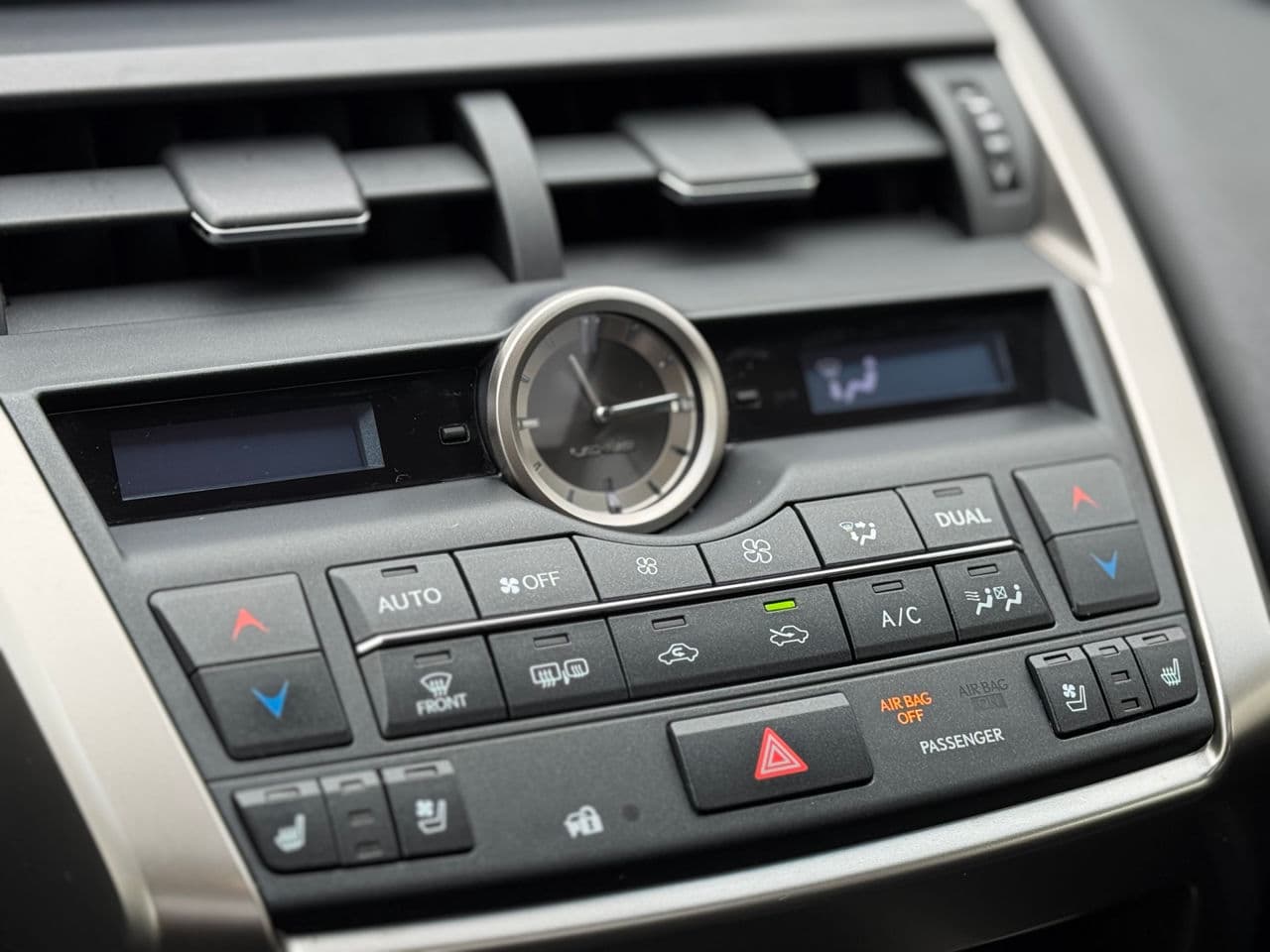 Lexus NX 200T 2016 — Миниатюра 15