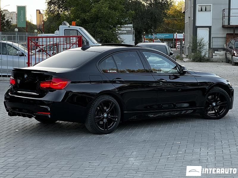 BMW 330E 2017 — Миниатюра 3