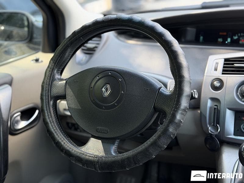 Renault Scenic 2004 — Миниатюра 9