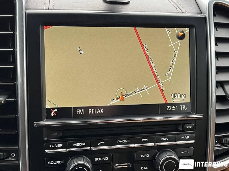 Porsche Cayenne 2015 — Миниатюра 13