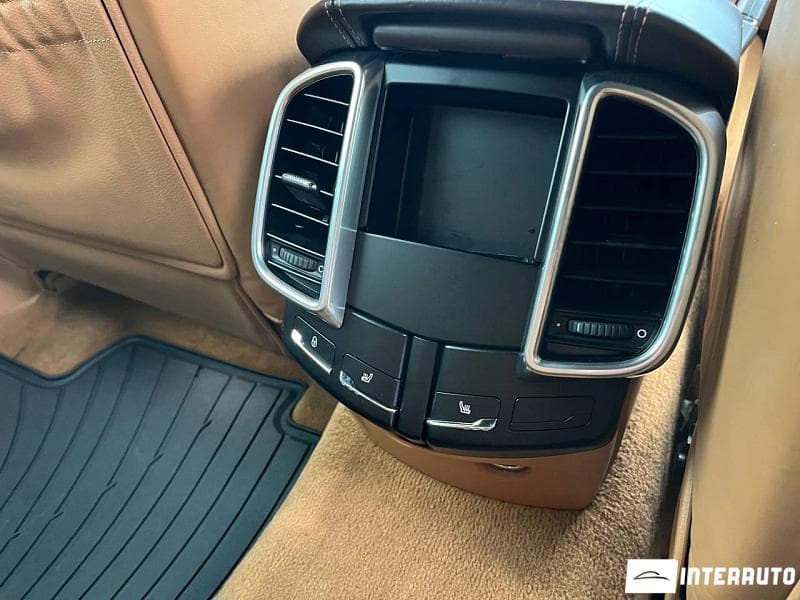 Porsche Cayenne 2015 — Миниатюра 19