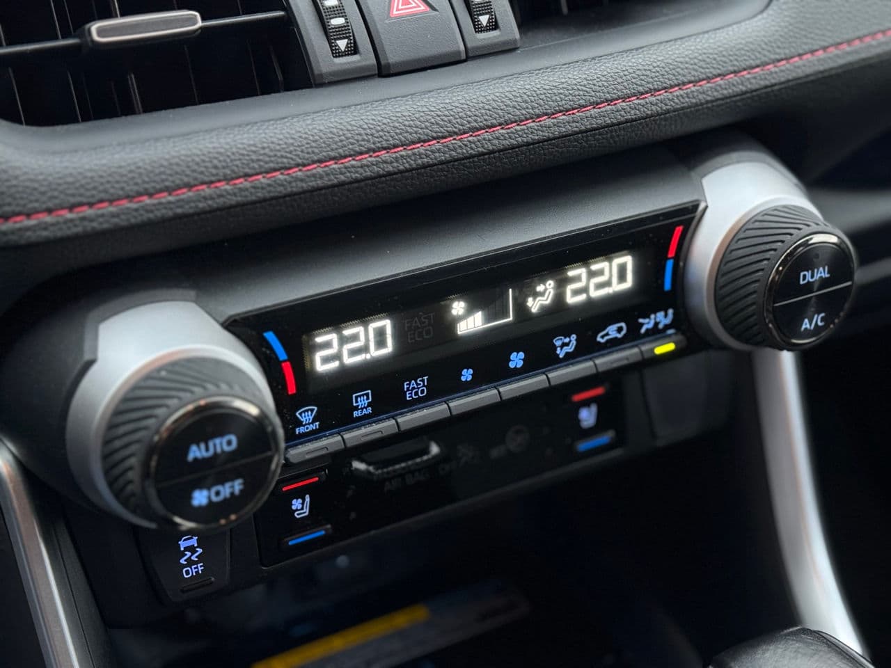 Toyota Rav-4 2021 — Миниатюра 16