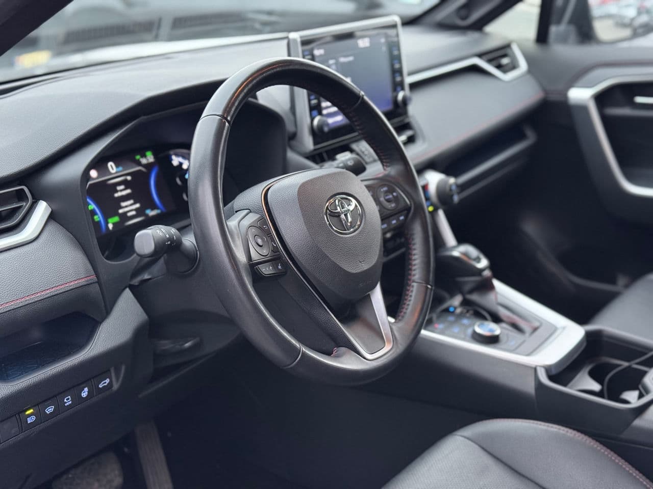Toyota Rav-4 2021 — Миниатюра 9