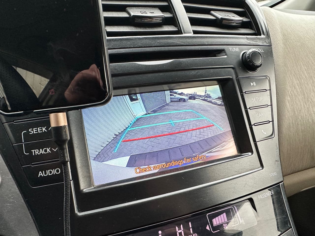 Toyota Prius Plus / V 2012 — Миниатюра 11