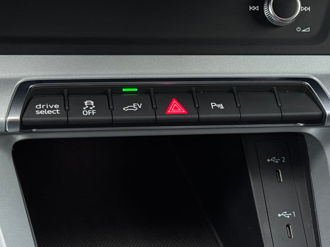 Audi Q3 2022 — Миниатюра 12
