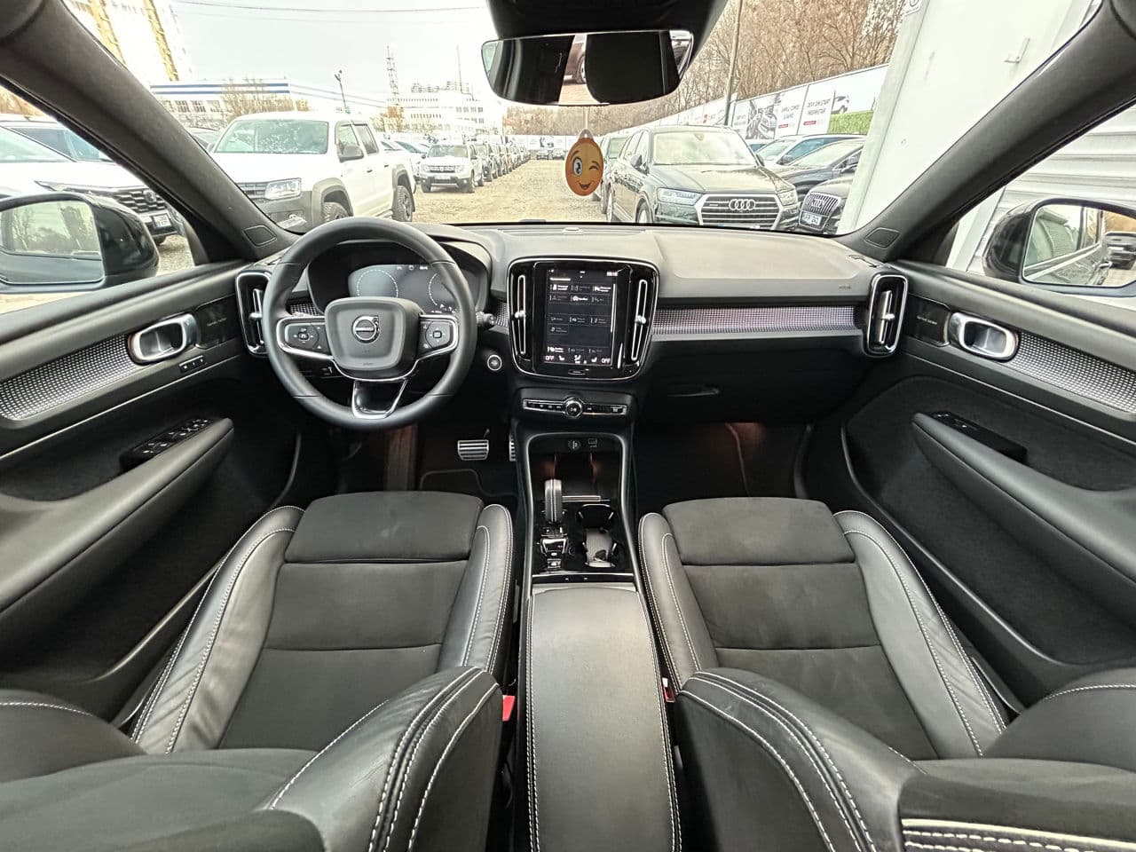 Volvo XC 40 2021 — Миниатюра 10