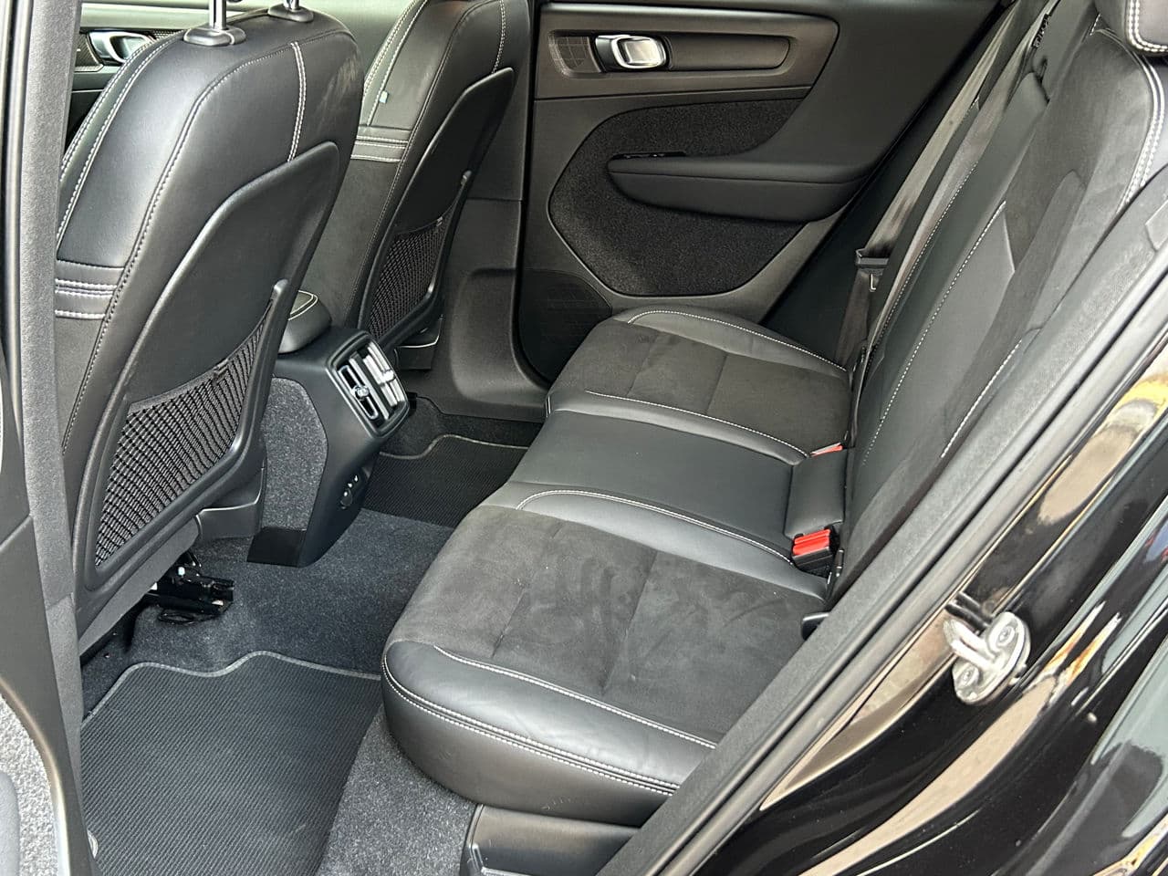 Volvo XC 40 2021 — Миниатюра 22