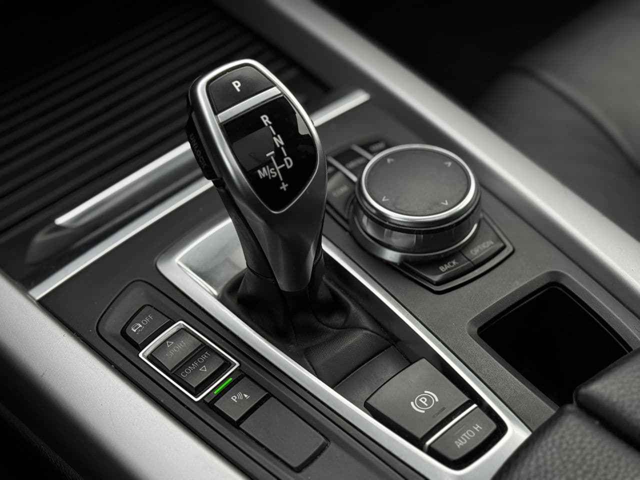 BMW X5 2.5D 2017 — Миниатюра 17