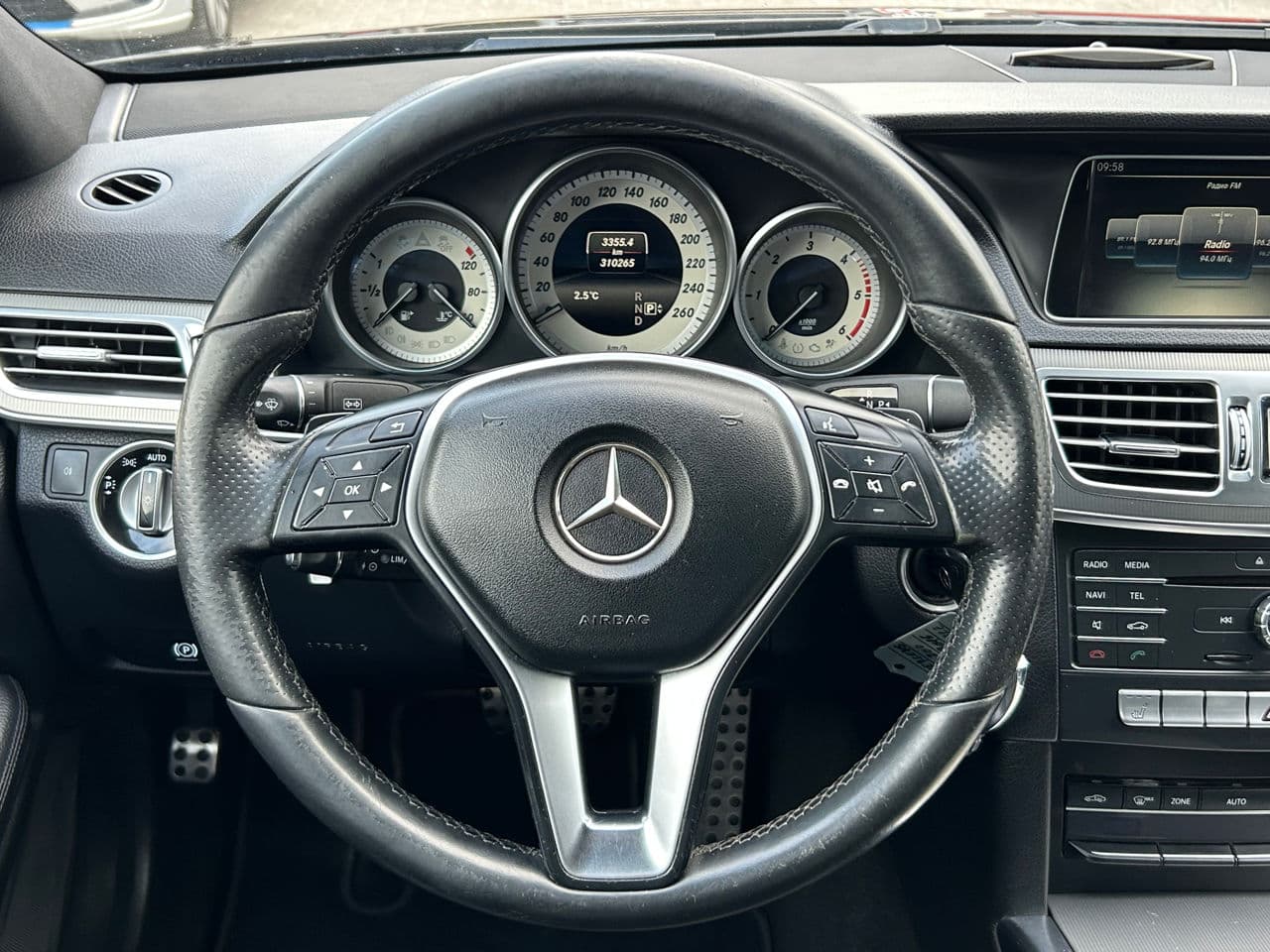 Mercedes E 200 2016 — Миниатюра 10