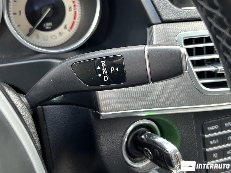 Mercedes E 200 2016 — Миниатюра 12