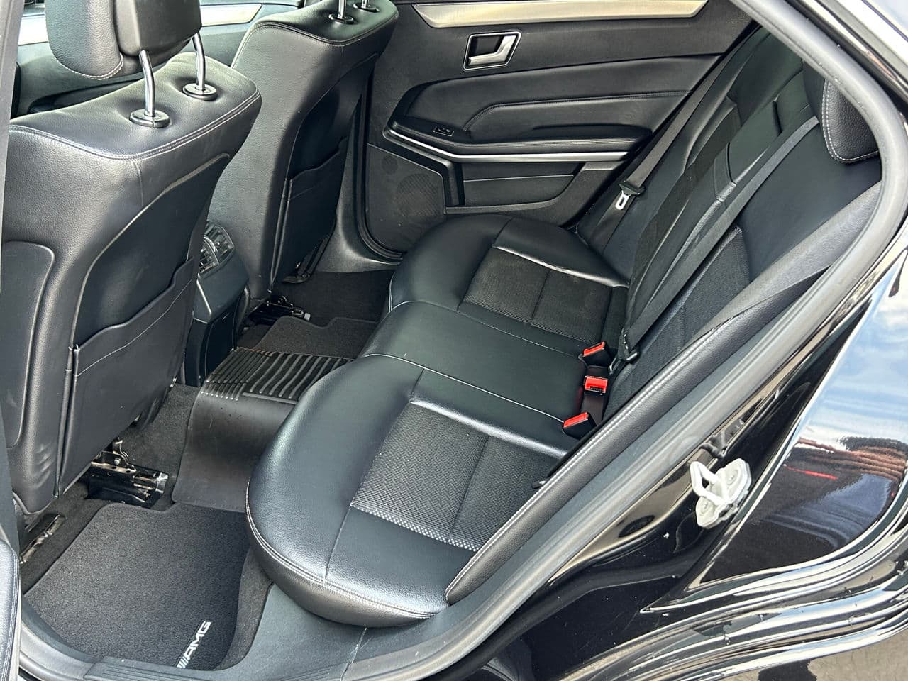 Mercedes E 200 2016 — Миниатюра 18