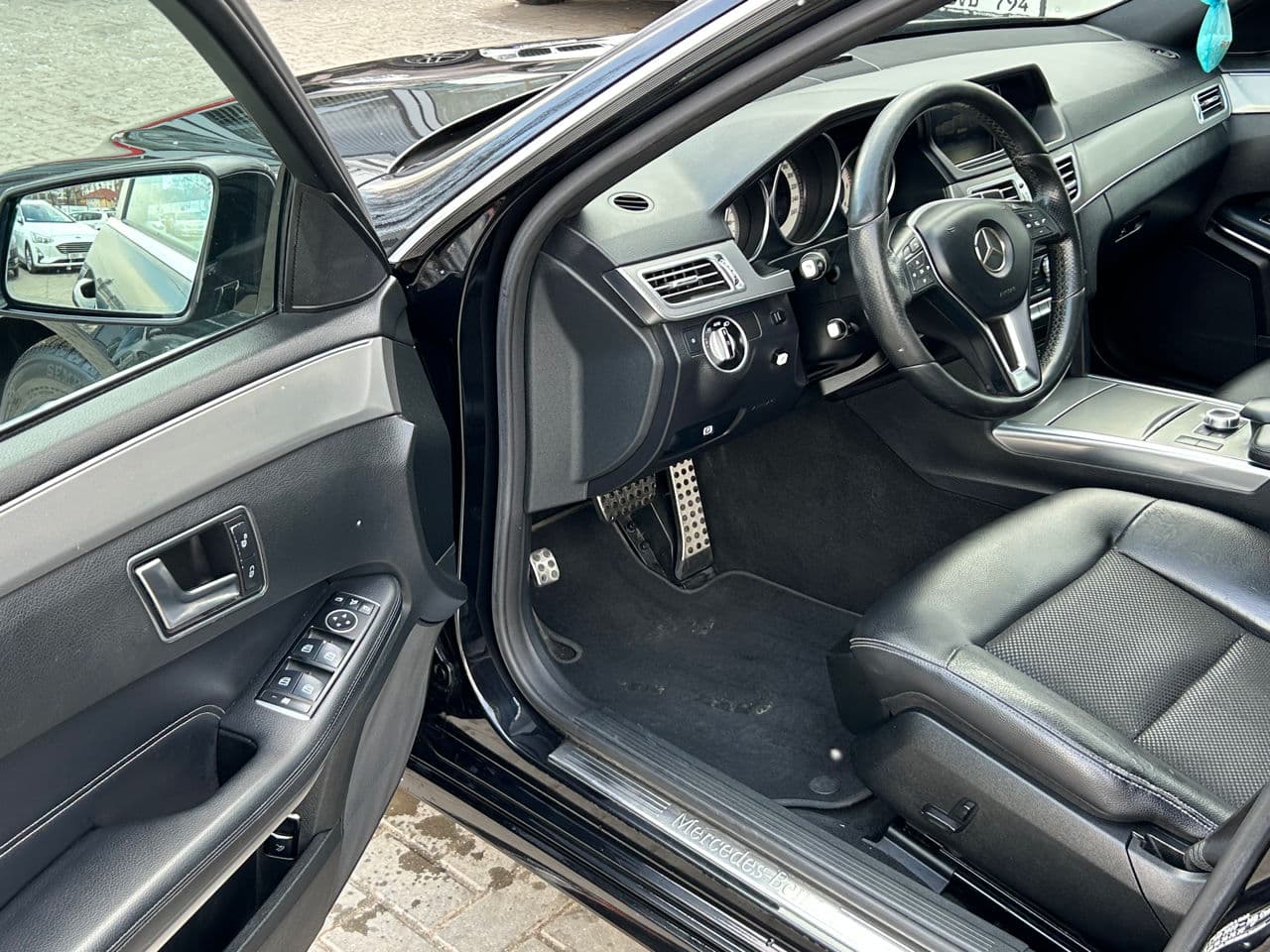 Mercedes E 200 2016 — Миниатюра 5