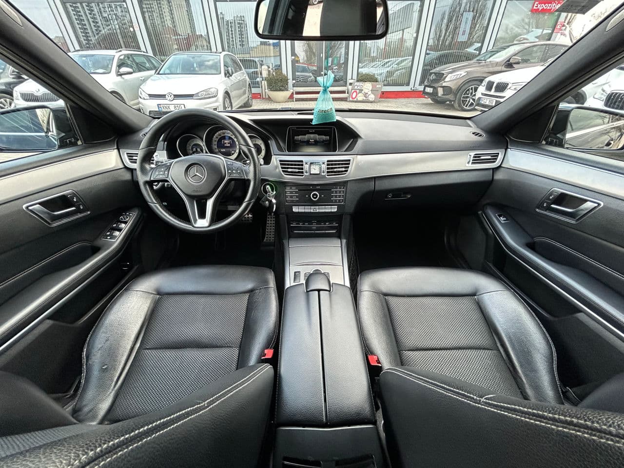 Mercedes E 200 2016 — Миниатюра 8
