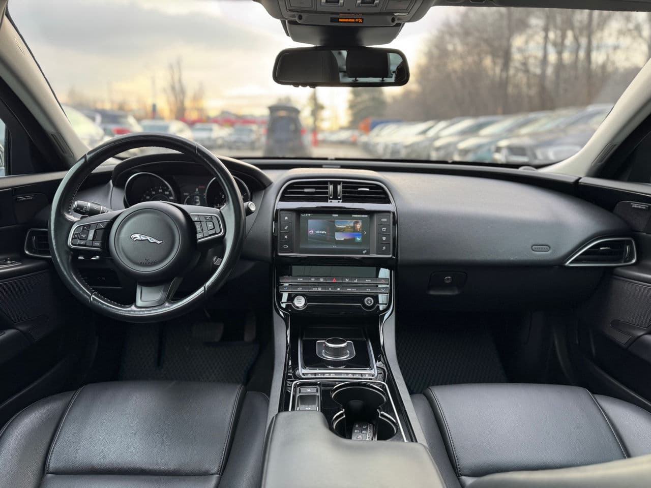 Jaguar XE 2016 — Миниатюра 16