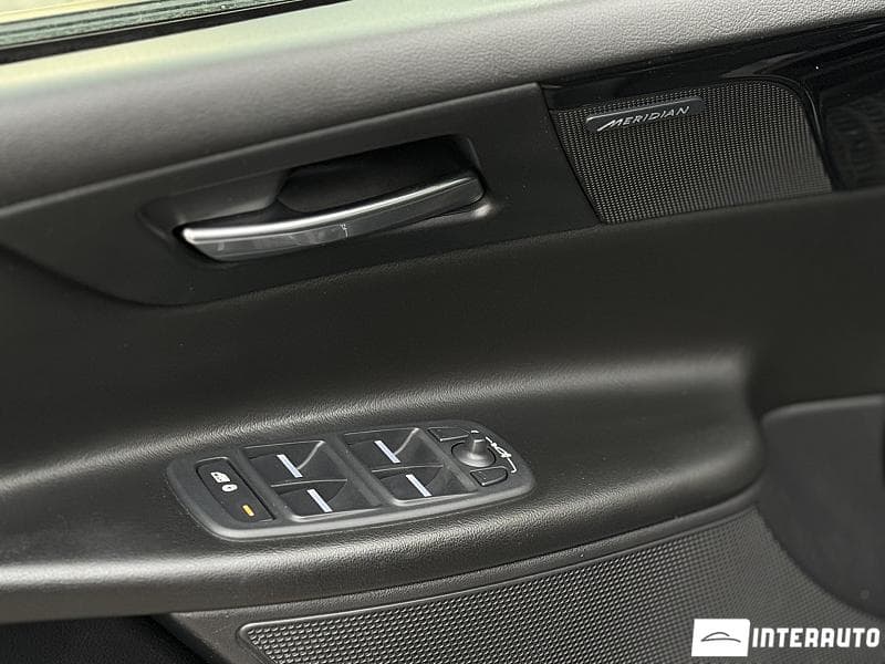 Jaguar XE 2016 — Миниатюра 6