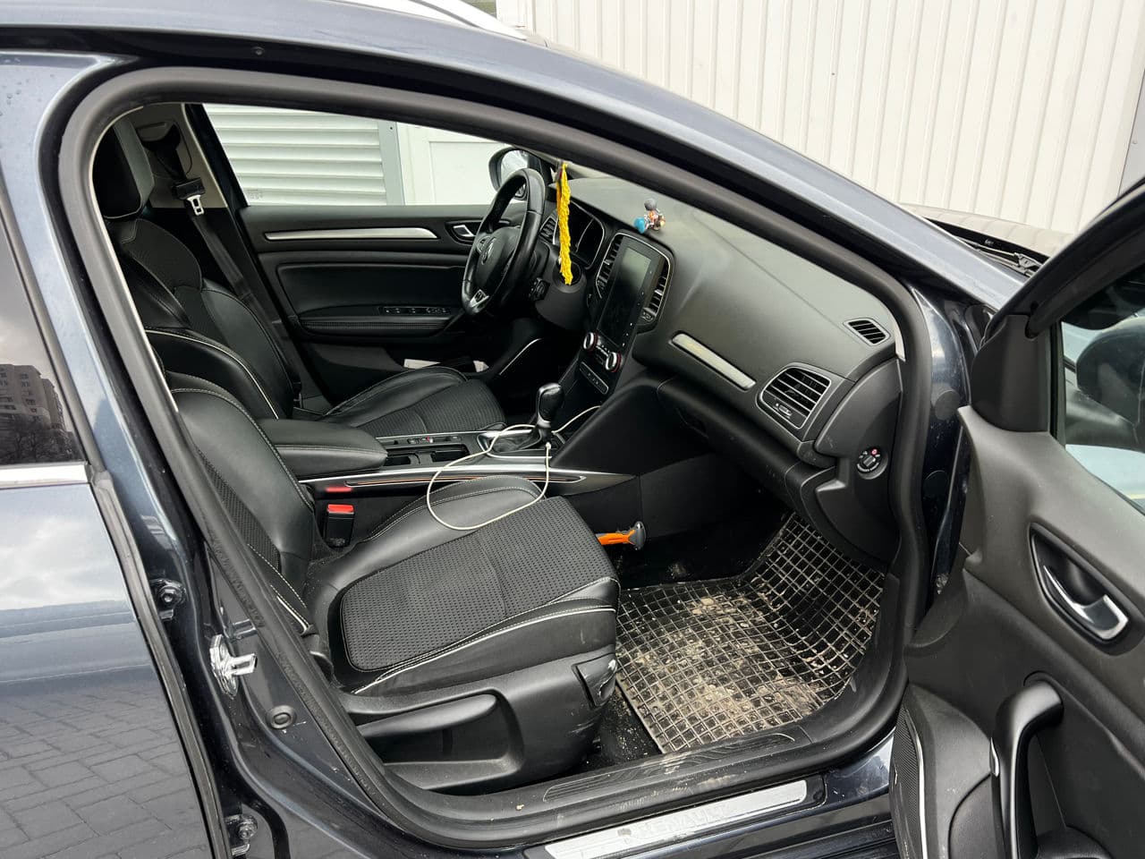 Renault Megane 2018 — Миниатюра 5