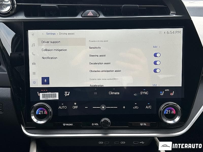 Lexus RZ 450e 2023 — Миниатюра 13